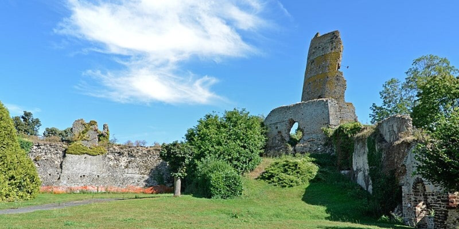 ancienne-forteresse-mondoubleau