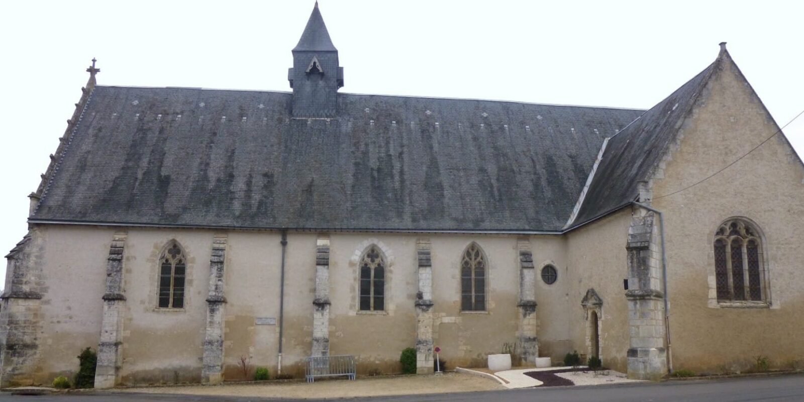 eglise-saint-hilaire-et-musee-art-sacre