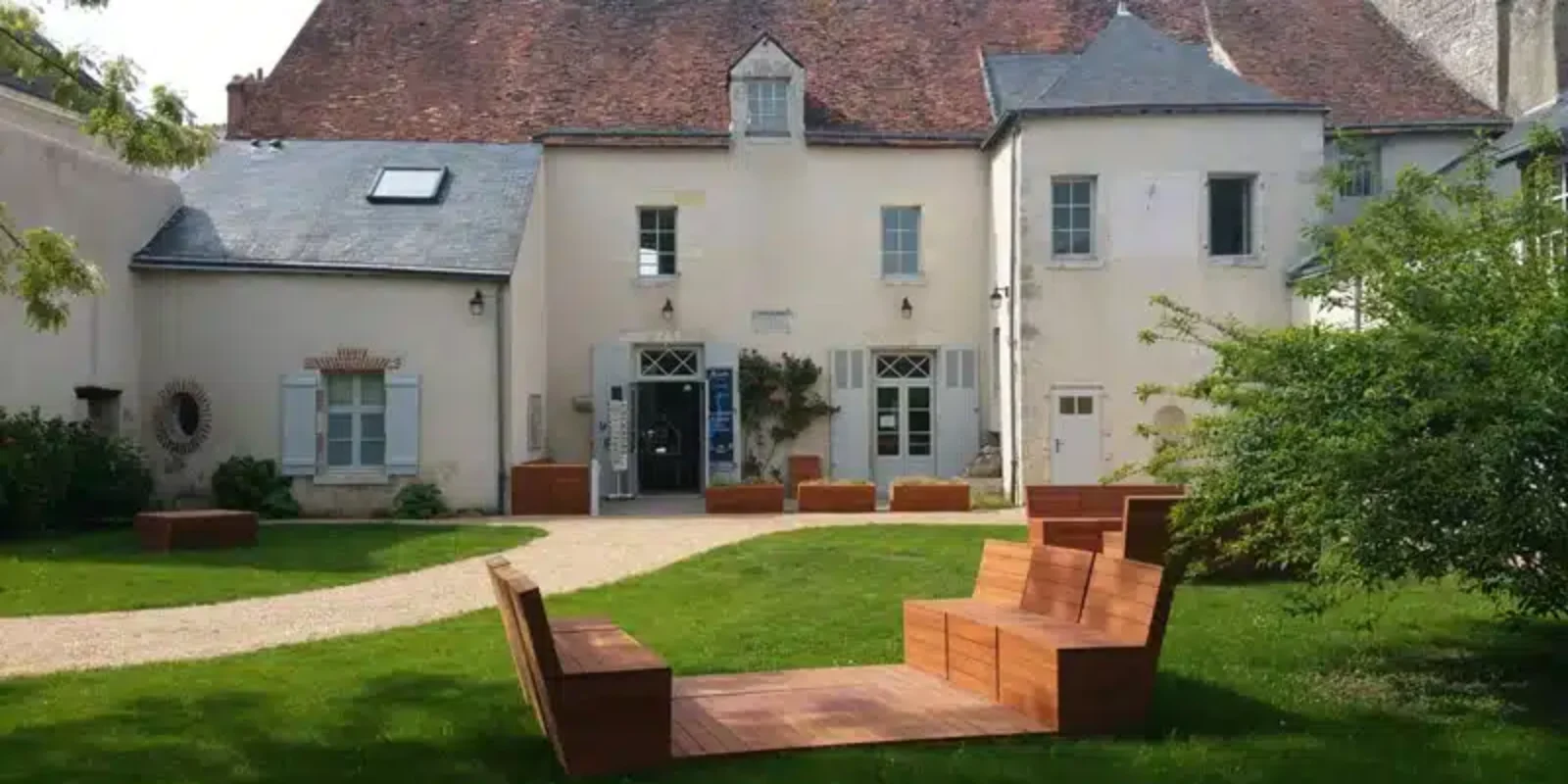 maison-de-la-loire-st-dye-sur-loire