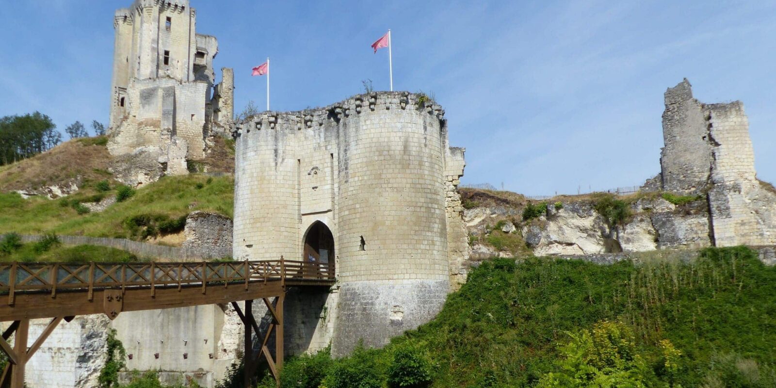 ruines-chateau-lavardin