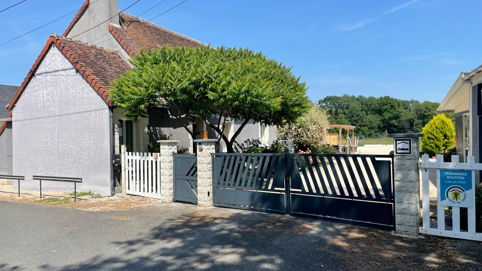 maison entrée été